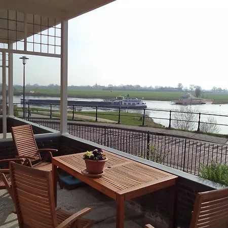 Aan Het Veer Minimaal 4 Overnachtingen Apartament *