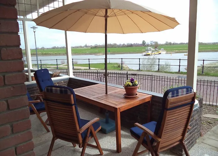 Aan Het Veer / Minimaal 3 Overnachtingen Lägenhet