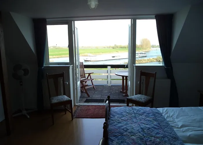 Aan Het Veer / Minimaal 3 Overnachtingen